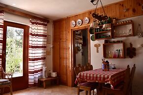 Cozy Family Cottage at the Lake Balaton