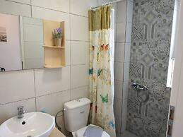 Small Apartment For 3 Pers 70meters From The Beach