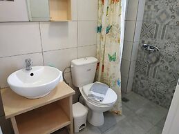 Small Apartment For 3 Pers 70meters From The Beach