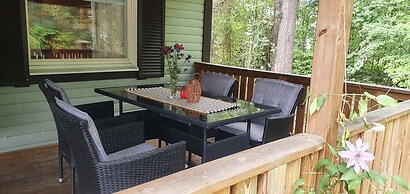 Well-equipped Beachside Cottage