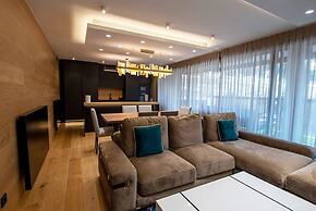 Llac Blau Luxury Apartment With Jacuzzi