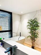 Llac Blau Luxury Apartment With Jacuzzi