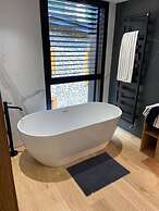 Llac Blau Luxury Apartment With Jacuzzi