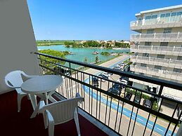Cozy Apartment With Balcony