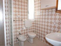 Cozy Apartment With Large Terrace-beahost Rentals