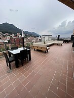 Cozy Apartment in Bogotas Heart