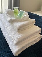 Lovely 3 Bedroom Apartment In Newcastle Upon Tyne With Free Parking