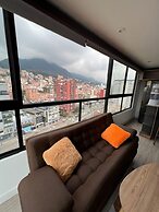 Beautiful Loft With View of Los Cerros Capitalinos