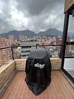 Beautiful Loft With View of Los Cerros Capitalinos