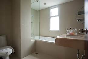 2C - No Impact From Earthquake 2bedrooms 2 Bathdowntown Bangkok