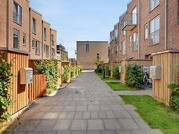 Sanders Fields - Chic 3-bdr Townhouse w Terrace