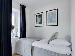 Sanders Fields - Chic 3-bdr Townhouse w Terrace