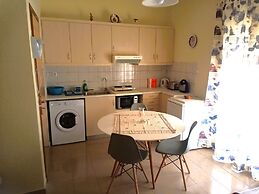 Alkioni City Apartments