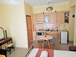 Alkioni City Apartments