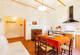 Montignano With Shared Pool