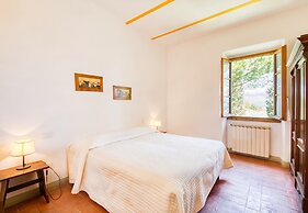 Montignano With Shared Pool