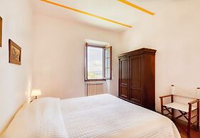 Montignano With Shared Pool