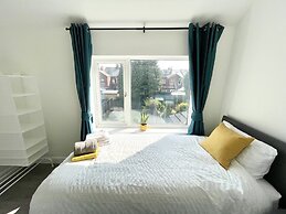 Worksop Newly Refurbished 2-bedroom House