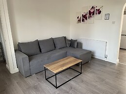 Worksop Newly Refurbished 2-bedroom House