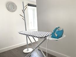 Worksop Newly Refurbished 2-bedroom House