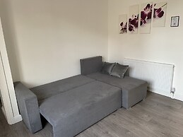 Worksop Newly Refurbished 2-bedroom House