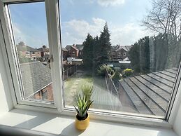 Worksop Newly Refurbished 2-bedroom House