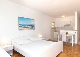 House Apartments Ariva