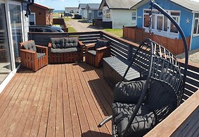 Luxury 2-bed Modern Chalet in Bridlington