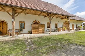 Family Friendly France's Lair