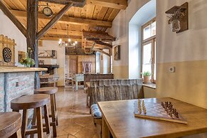 Family Friendly France's Lair