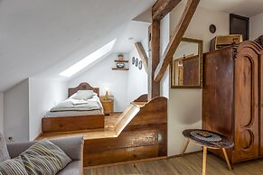 Family Friendly France's Lair