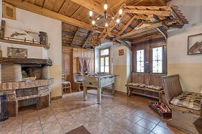 Family Friendly France's Lair