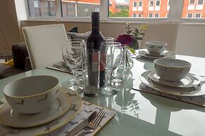 Inviting 2-bed Apartment in Derby, UK