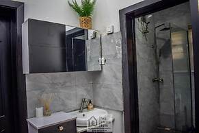 Stunning 1-bed Apartment in Lekki Phase 1