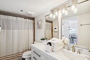 Sea Oats 606 is a Gorgeous Gulf Front 3 BR - with Free Beach Service f