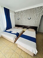 MORAY DUKA BEACH HOTEL