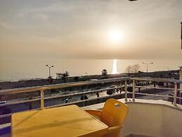 MORAY DUKA BEACH HOTEL