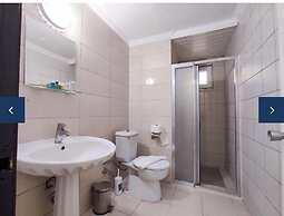 MORAY DUKA BEACH HOTEL