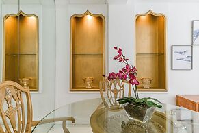 The Knightsbridge Park Tower Apt