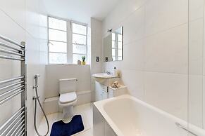 The Knightsbridge Park Tower Apt