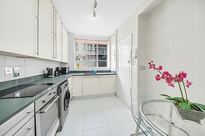 The Knightsbridge Park Tower Apt