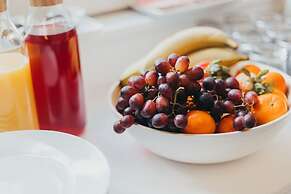 Quarter by Warren Collection