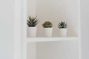 Quarter by Warren Collection