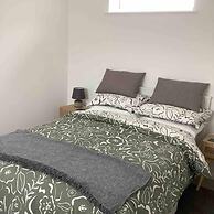 1 Bed Chalet in Bude - Parking & Wifi