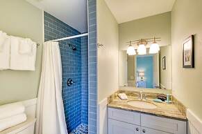 Seascape Family Beach Retreat