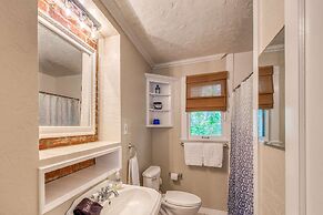 Bleu Daze Cottage