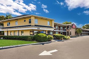 Red Carpet Inn Edison