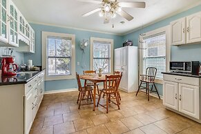 4513bendedoakeenh - A Bended Oak Bungalow