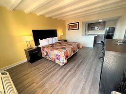 James River Inn & Suites