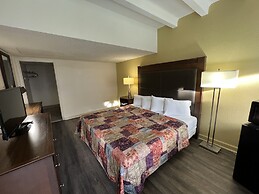 James River Inn & Suites